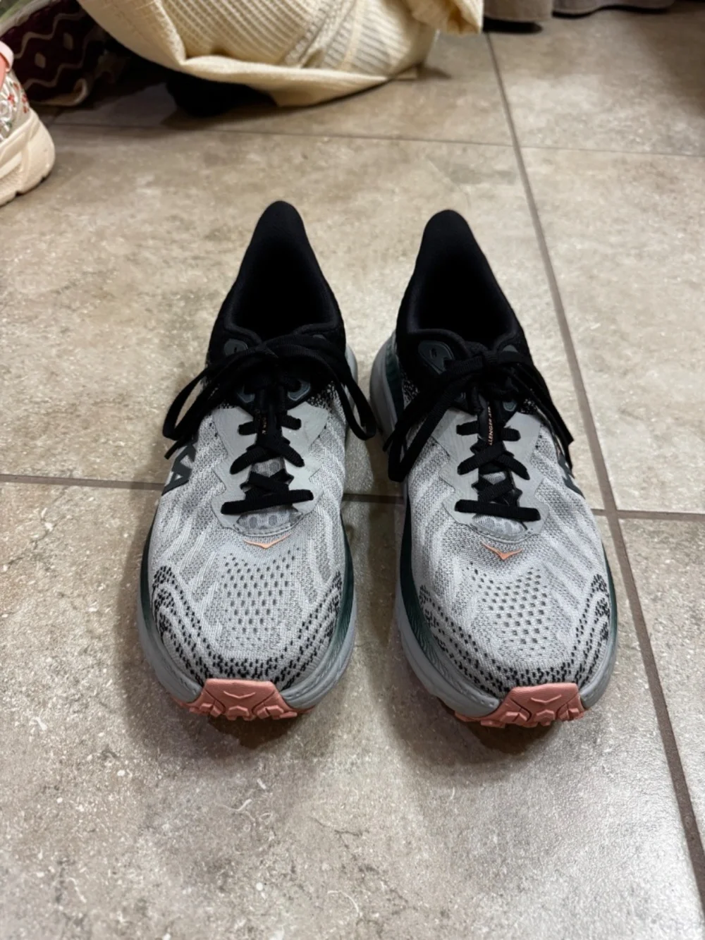 Hoka challenger ATR 7 women’s